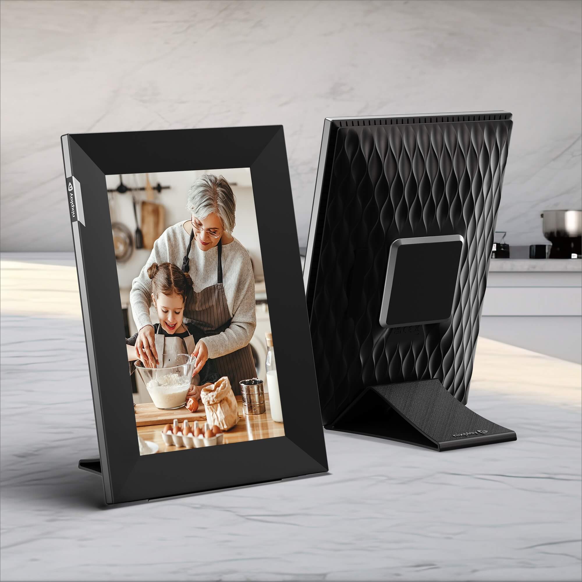 8-inch HD Touch Screen Wi-Fi Digital Frame