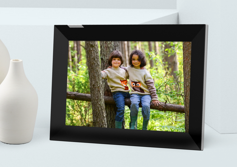 Modern 10.1" HD Touch Screen